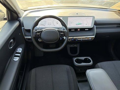 Used 2024 Hyundai Ioniq 5 SEL RWD image 9