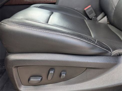 Used 2020 GMC Yukon SLT w/ Open Road Package image 13