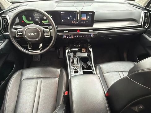 Used 2024 Kia Sorento S AWD/4WD image 30