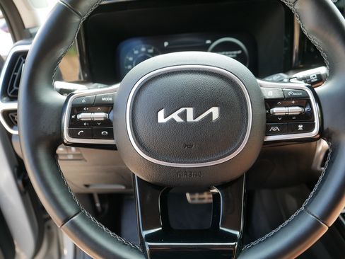 Certified 2023 Kia Sorento SX Prestige AWD/4WD image 25
