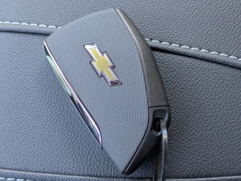 New 2026 Chevrolet Traverse LT w/ LPO, Floor Liner Package image 23