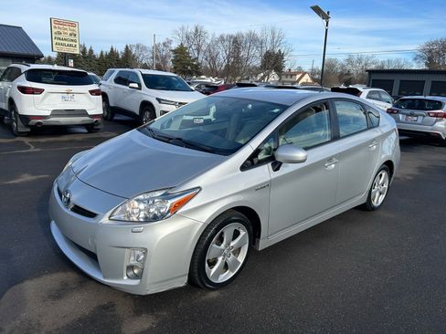 Used 2010 Toyota Prius Two image 4