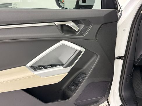 Used 2022 Audi Q3 2.0T Premium image 25