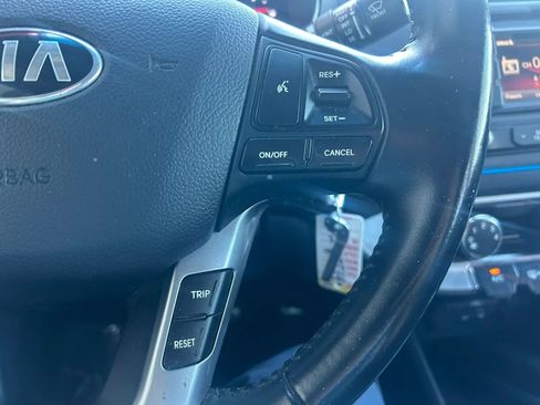 Used 2014 Kia Rio SX FWD image 7