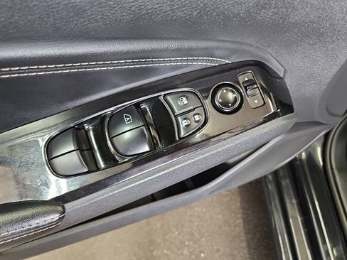 Used 2021 Nissan Altima 2.5 SV FWD image 24