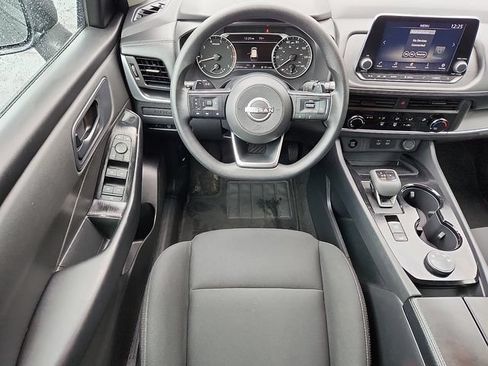 Used 2024 Nissan Rogue S AWD/4WD image 12