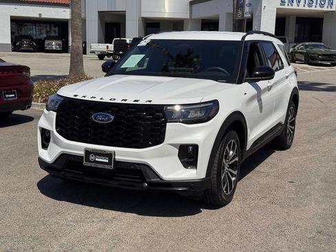 Used 2026 Ford Explorer ST-Line RWD image 7