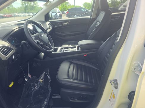 Used 2024 Ford Edge SEL w/ Convenience Package AWD/4WD image 9