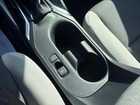 Used 2024 Toyota Corolla LE FWD image 30