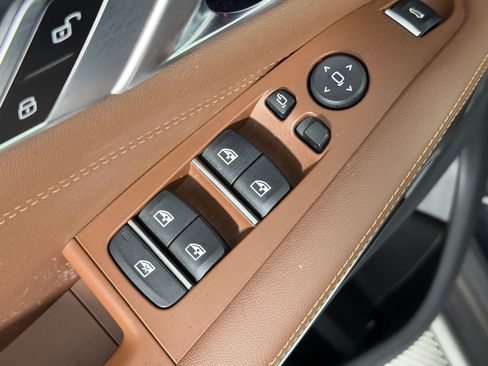 Used 2023 BMW X5 sDrive40i w/ Parking Assistance Package image 22