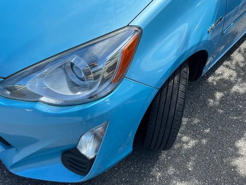 Used 2016 Toyota Prius C Four FWD image 3