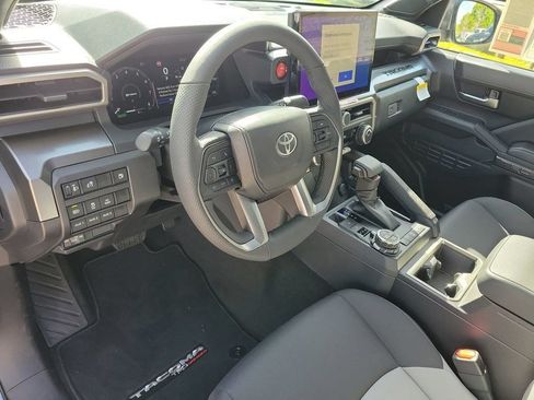 New 2026 Toyota Tacoma TRD Off-Road w/ TRD Off Road Upgrade Package AWD/4WD image 7