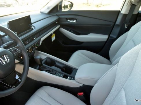 New 2025 Honda Accord SE image 7