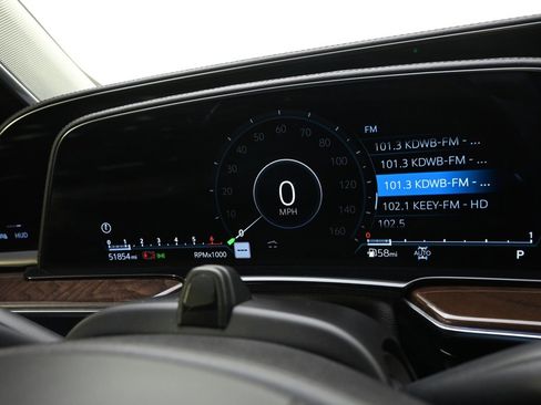 Certified 2023 Cadillac Escalade Sport Platinum image 27