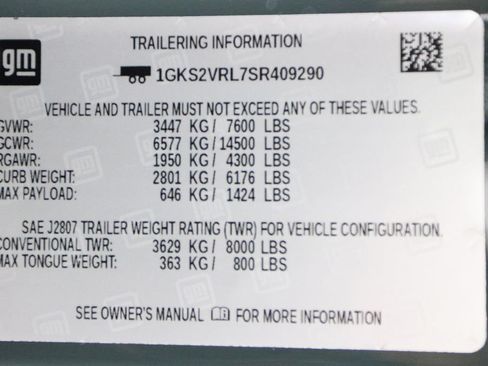 Used 2025 GMC Yukon AT4 Ultimate w/ LPO, Floor Liner Package AWD/4WD image 52