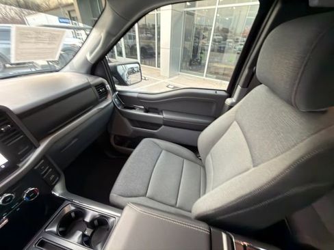 Used 2025 Ford F150 XLT w/ Equipment Group 301A Standard image 21