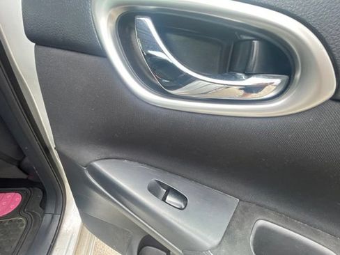 Used 2015 Nissan Sentra S FWD image 18