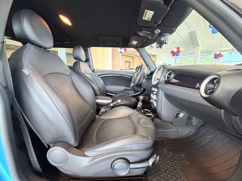 Used 2009 MINI Cooper John Cooper Works FWD image 19