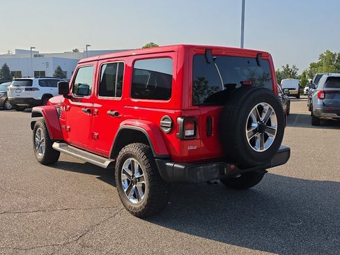 Used 2021 Jeep Wrangler Unlimited Sahara AWD/4WD image 5