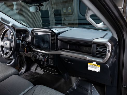 Used 2025 Ford F150 XL w/ Equipment Group 103A High AWD/4WD image 17