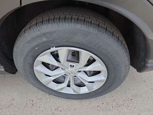 New 2026 Honda CR-V LX image 7