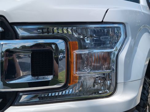 Used 2020 Ford F150 XLT w/ Equipment Group 302A Luxury AWD/4WD image 6