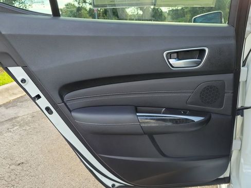 Certified 2018 Acura TLX V6 w/ Technology Package image 11