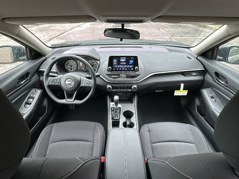 New 2025 Nissan Altima 2.5 S image 14