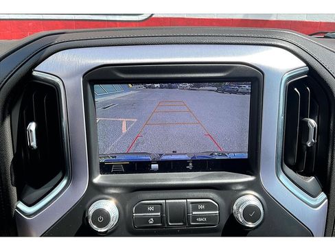 Used 2019 GMC Sierra 1500 SLT w/ Driver Alert Package I AWD/4WD image 24