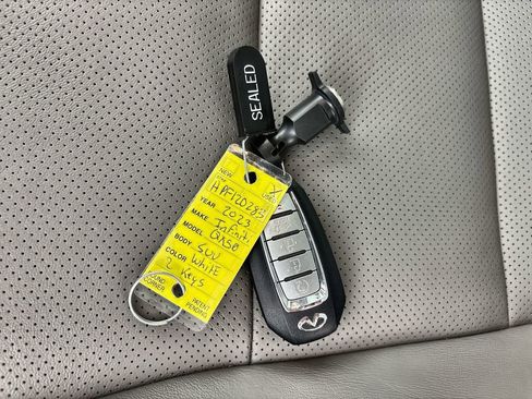 Used 2023 INFINITI QX50 Luxe AWD/4WD image 26