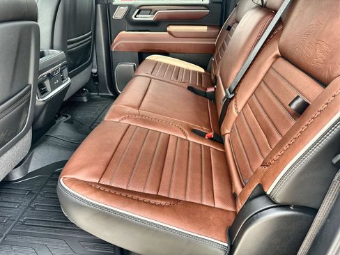 New 2026 GMC Sierra 2500 Denali Ultimate AWD/4WD image 15