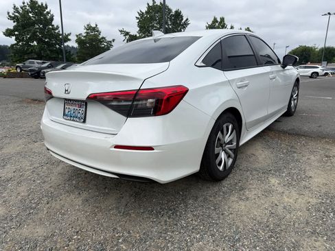 Used 2022 Honda Civic LX image 3