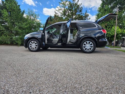 Used 2015 Buick Enclave Leather FWD image 11