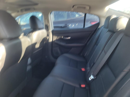 Used 2024 Nissan Sentra SR w/ SR Premium Package FWD image 11