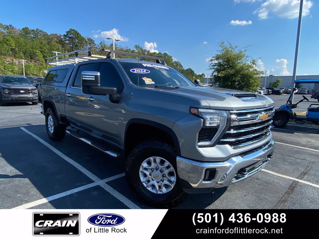 Used 2024 Chevrolet Silverado 2500 LTZ AWD/4WD image 1
