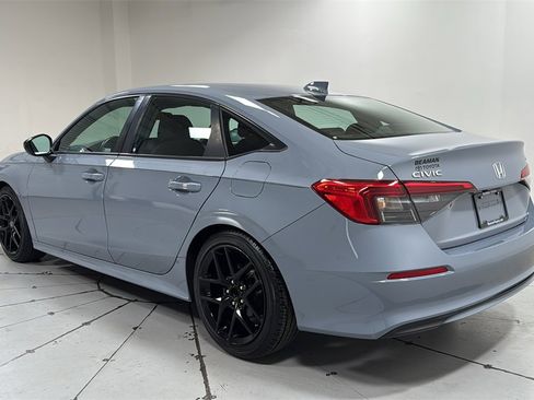 Used 2022 Honda Civic Sport image 7