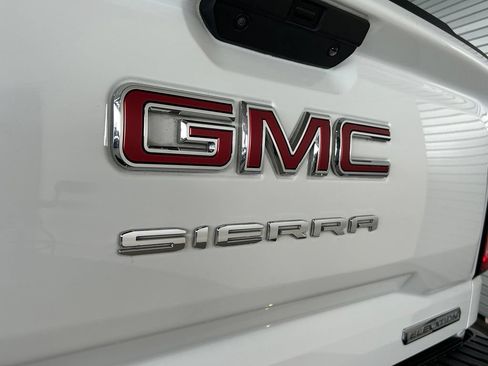 Used 2021 GMC Sierra 1500 Elevation RWD image 38