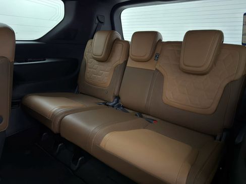 New 2026 Nissan Armada Platinum Reserve w/ Accent Package AWD/4WD image 17