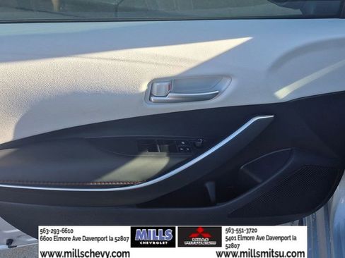 Used 2024 Toyota Corolla SE image 7