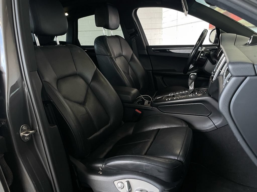 Used 2015 Porsche Macan S w/ Premium Package Plus AWD/4WD image 17