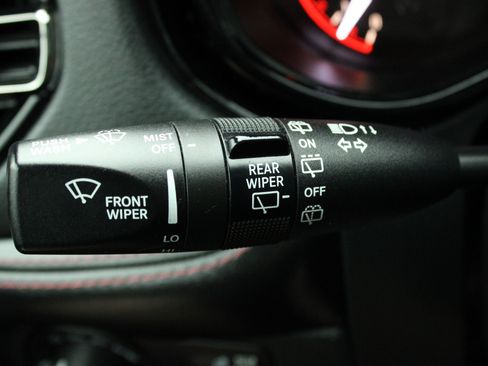 Used 2021 Dodge Durango R/T w/ Blacktop Package AWD/4WD image 37
