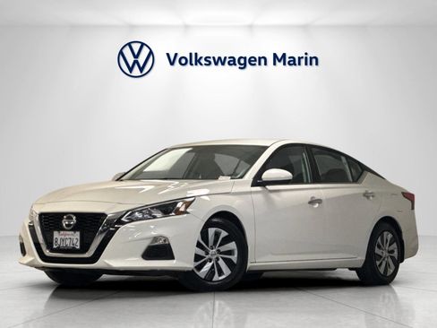Used 2019 Nissan Altima 2.5 S image 1