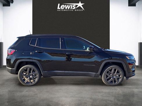 New 2026 Jeep Compass Latitude AWD/4WD image 5