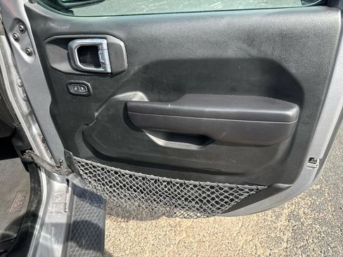 Used 2020 Jeep Wrangler Unlimited Sport S image 7