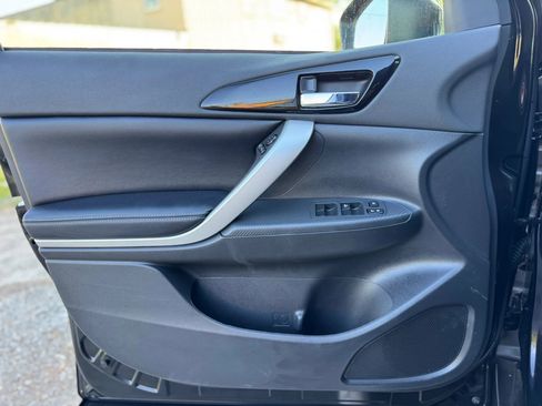 Used 2025 Mitsubishi Eclipse Cross SE image 21