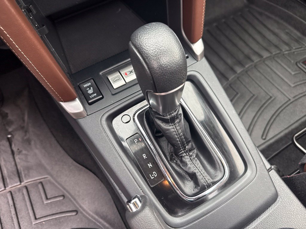 Used 2017 Subaru Forester 2.5i Touring AWD/4WD image 19