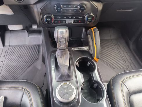 Used 2024 Ford Bronco Badlands image 20