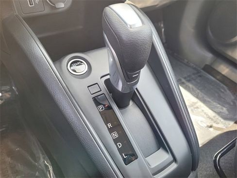 New 2025 Nissan Kicks Play S image 10