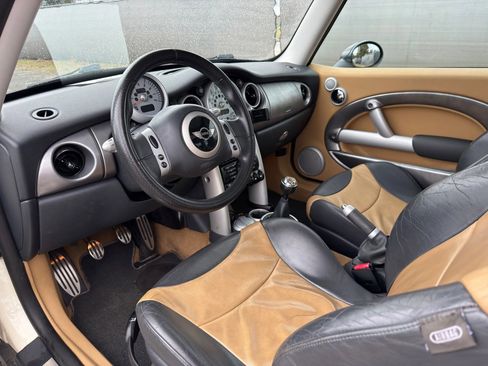 Used 2004 MINI Cooper S image 17