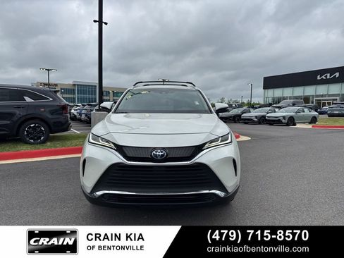 Used 2022 Toyota Venza XLE AWD/4WD image 15